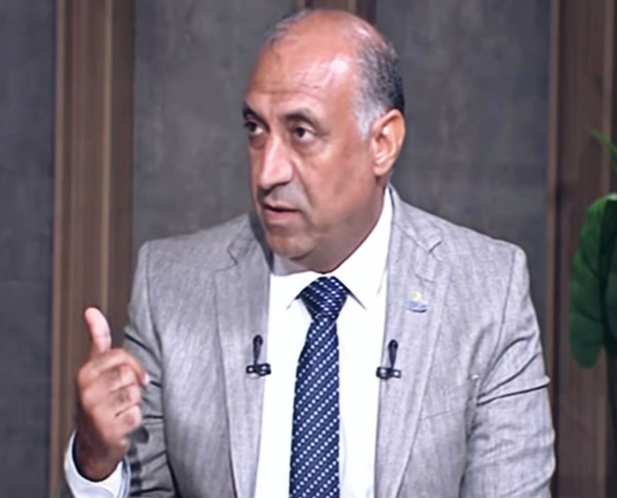 الدكتور أيمن الرقب<span style=