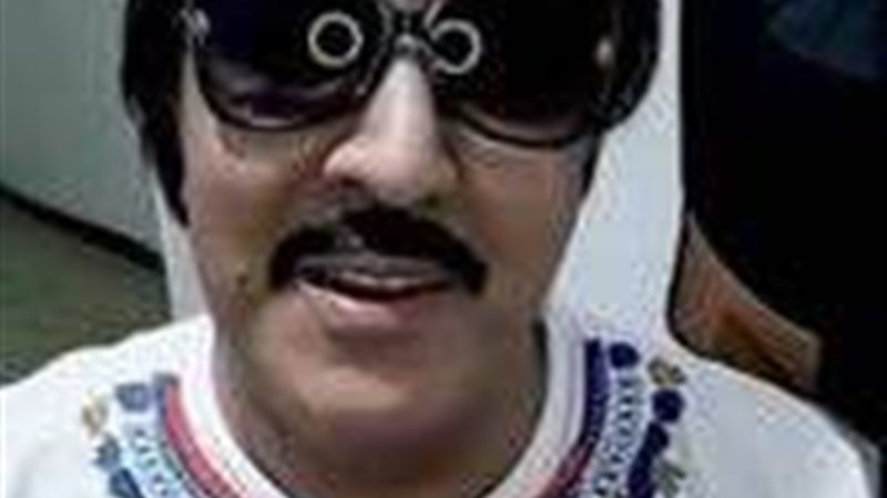 شبيه سمير غانم