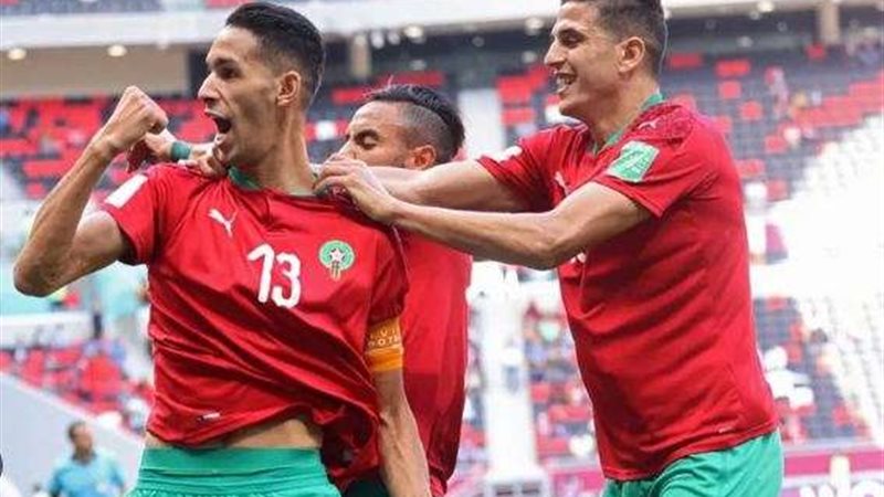 بدر بانون يقود دفاع