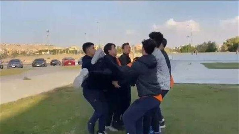 الطالب أحمد خالد