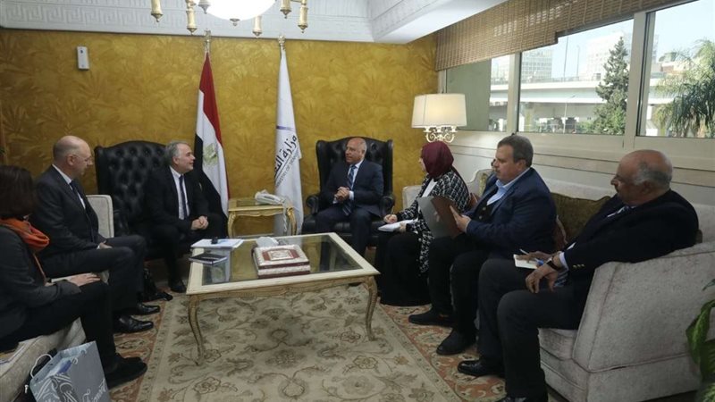 اجتماع وزير النقل