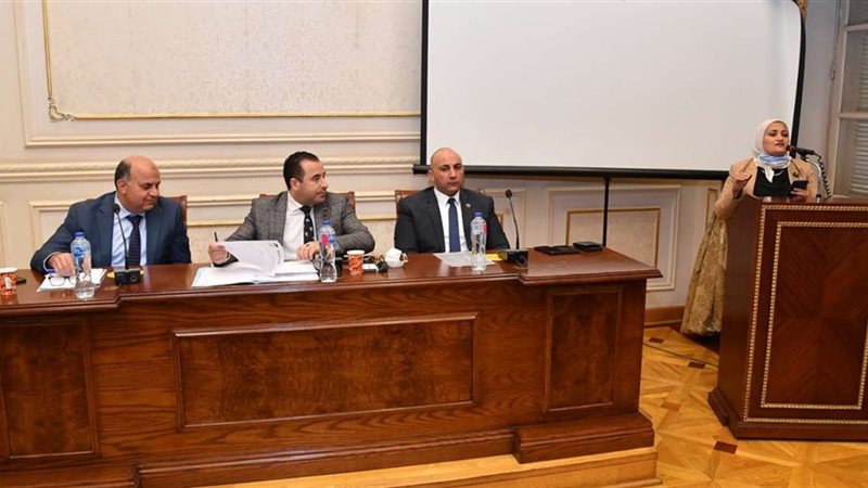 لجنة الاتصالات وتكنولوجيا