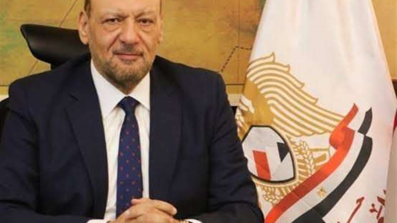 رئيس حزب المصريين