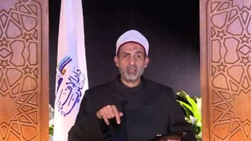 الدكتور على فخر،
