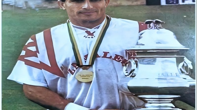 أيمن منصور في مباراة