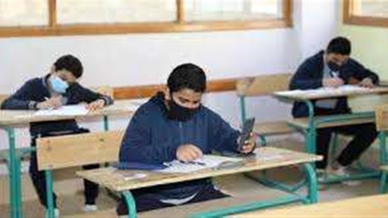الامتحانات الشهرية