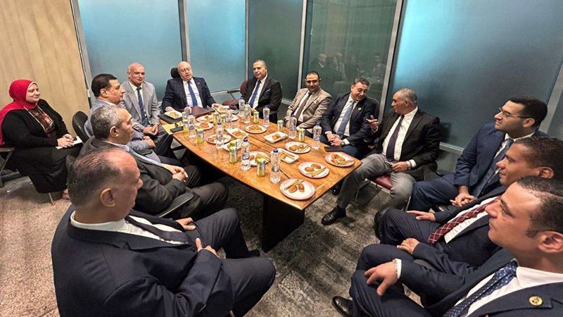 تكريم رئيس الادارة