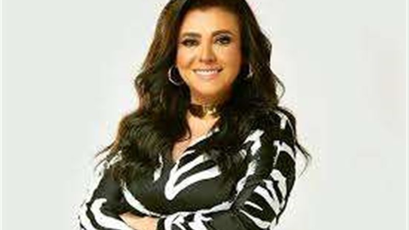 الفنانة نشوي مصطفي
