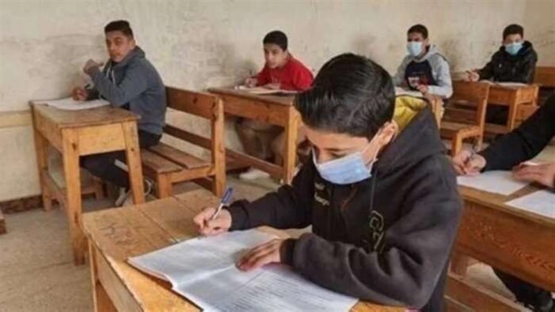 امتحانات صفوف النقل