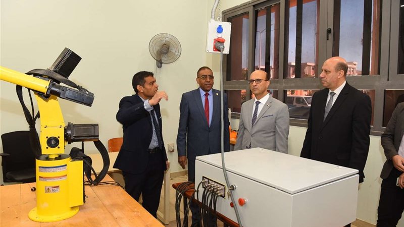 جامعة أسيوط التكنولوجية