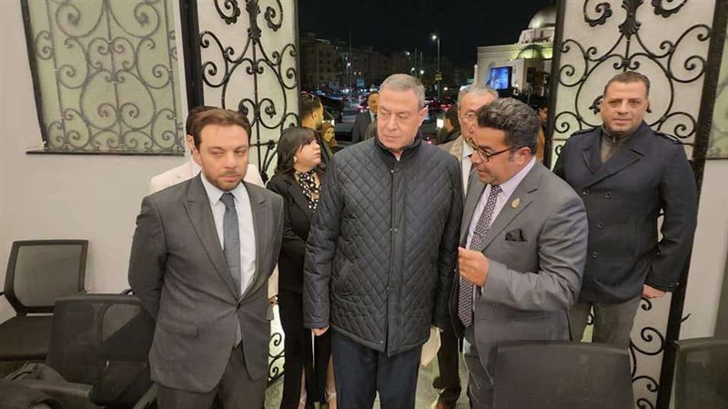 الدكتور باسل عادل