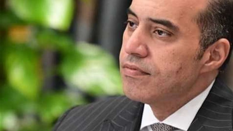 محمود فوزي وزير الشئون