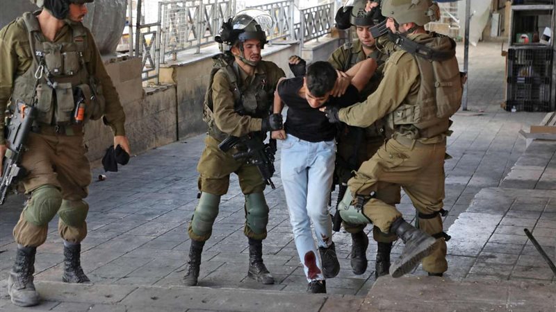 إعتقال الفلسطينيين