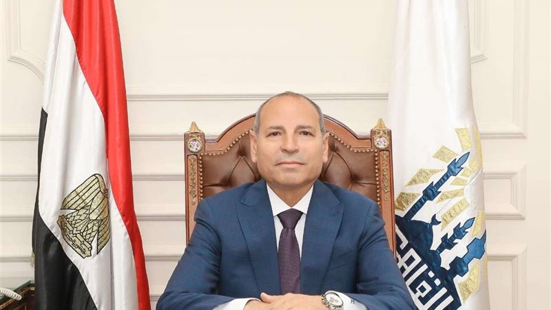 صورة أرشيفية - محافظ