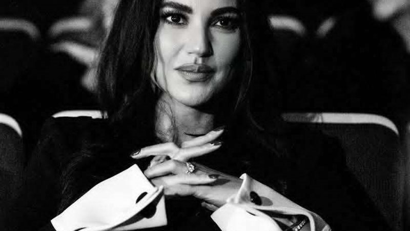 الفنانة درة