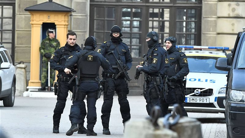 صور من موقع الحادث