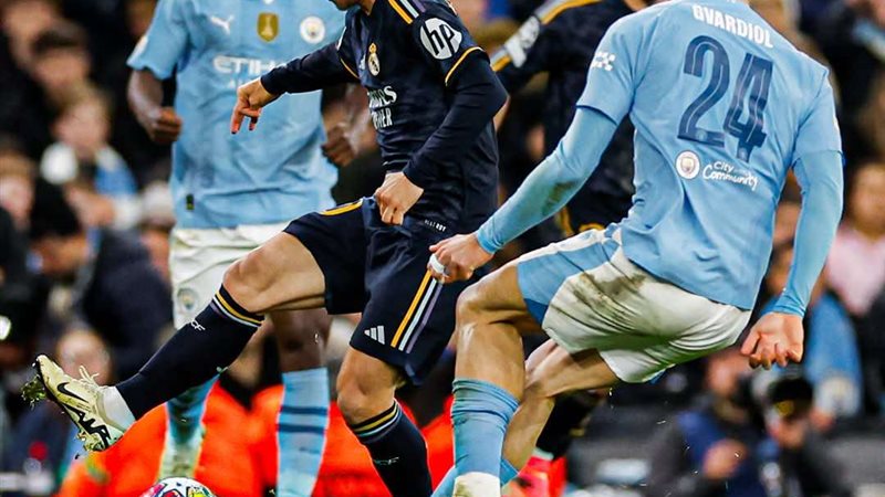 ريال مدريد ومانشستر