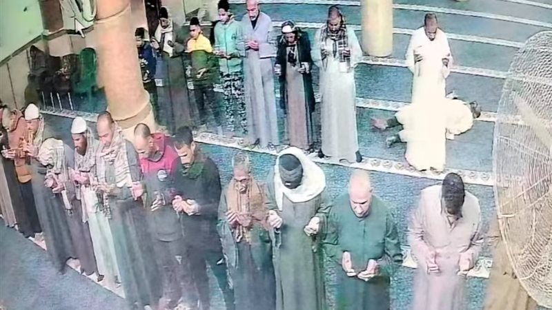 رحيل في لحظة خشوع..
