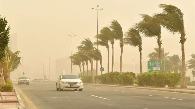 رياح محملة بالأتربة