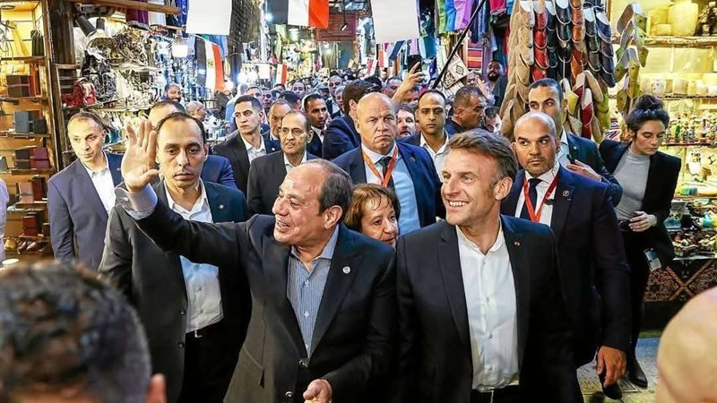 الرئيس ”السيسي“