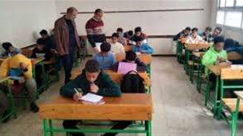امتحانات الصفين الأول