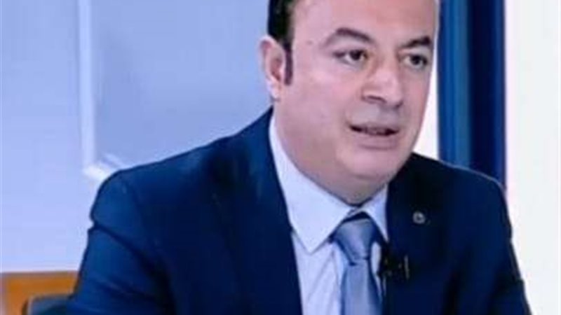 الدكتور أحمد يونس