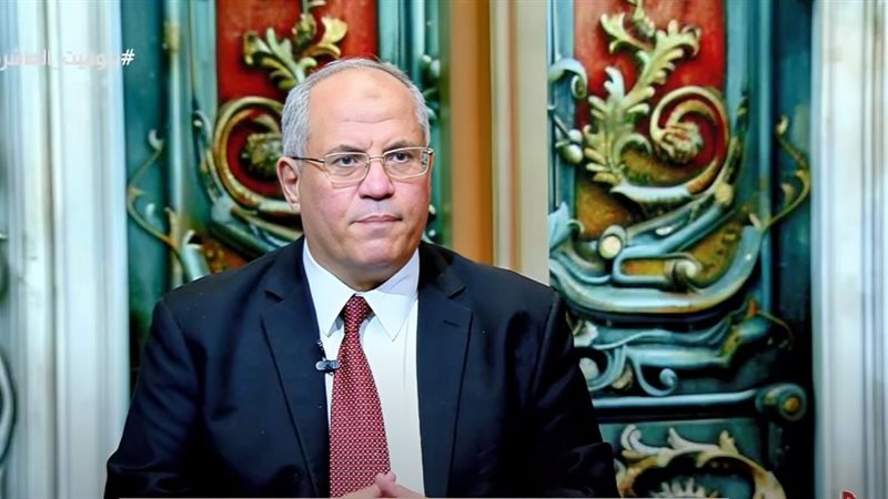 الدكتور إبراهيم الزيات
