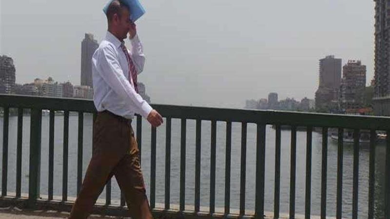 طقس حار